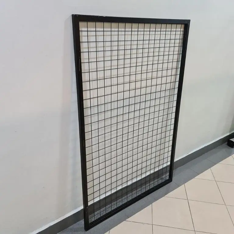 1x2m,1x3m Powder Coated 4mm Welded Wire Mesh With Frame For Padel Court