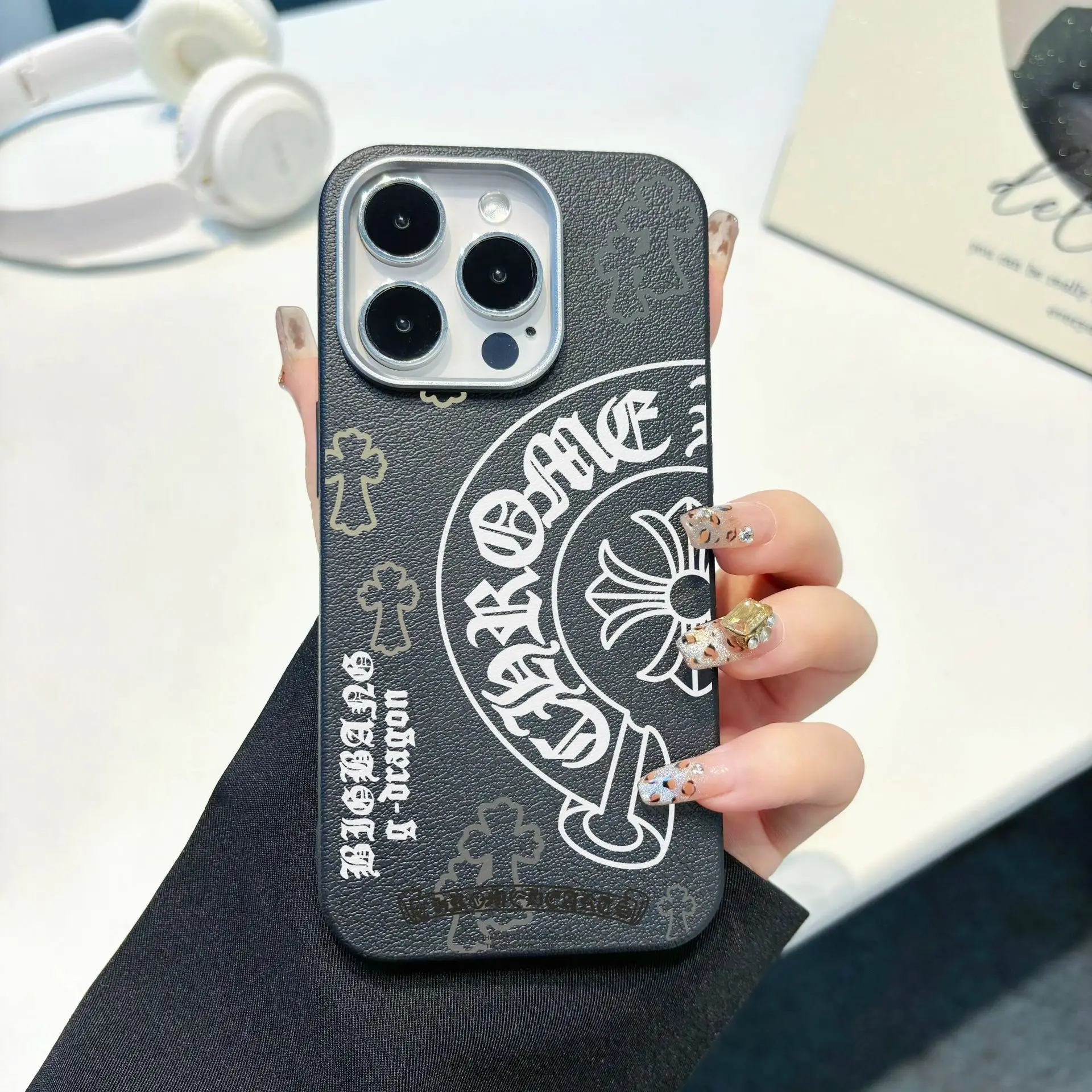 Stylish Cross Pattern Pu Leather Shockproof Phone Case for iphone 17 Pro Max 16 15 14 13 12 11 Fashion Brand Style Cover
