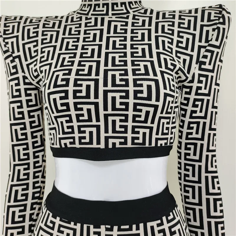 C2336 New Design Turtleneck Pattern Bodycon Two Piece Short Sets Women 2024 Women Wholesale Dress
