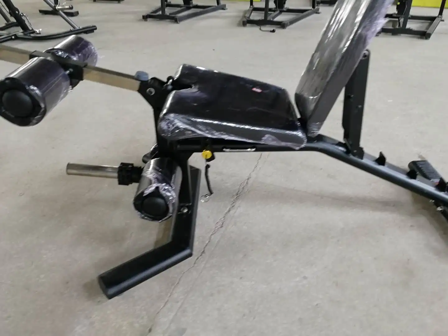 ウエイトトレーニング  mnd MND-F95 ラテラルレイズ ペック/デルトフライ 高品質業務用ジム筋力