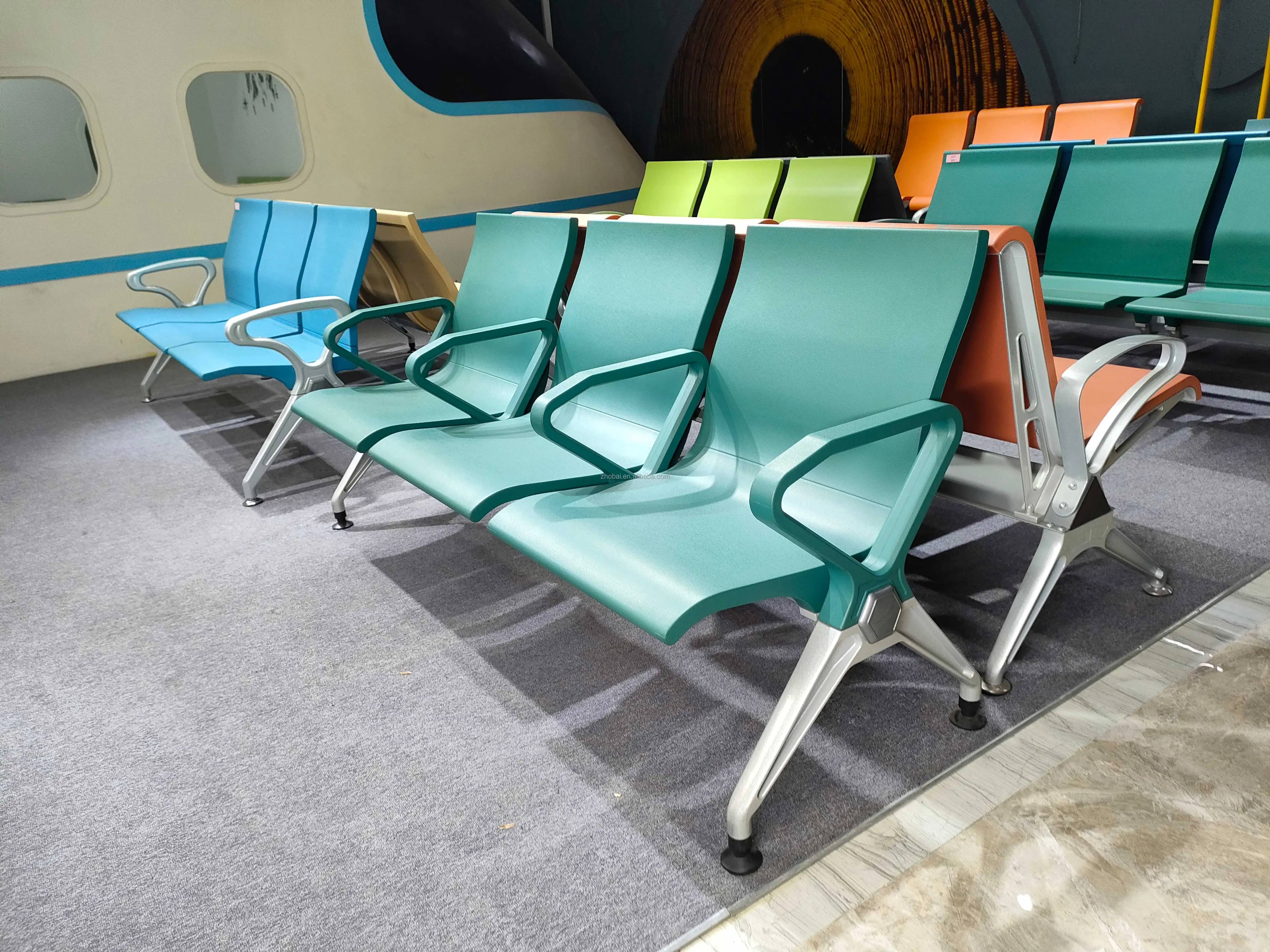 High Quality Customized 1 3 5-Seat Modern PU Hospital Waiting Chairs for Clinic Dental Public Office School Gym Areas 4