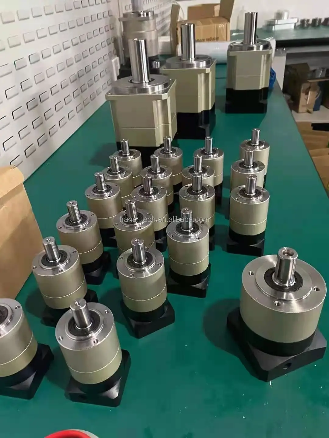 Factory Wholesale Vrl Helical Gearbox Alternatives Gearbox