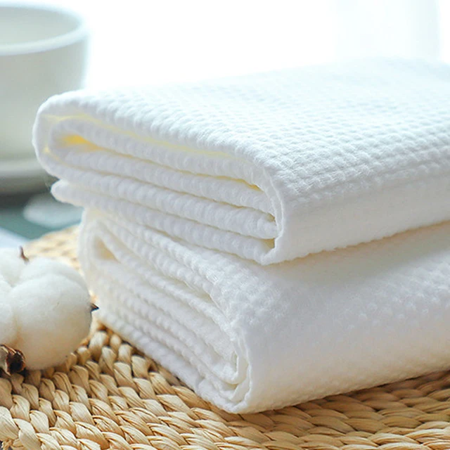 Private Label Hotel White Disposable Big Size Shower Bath Towel for Travel