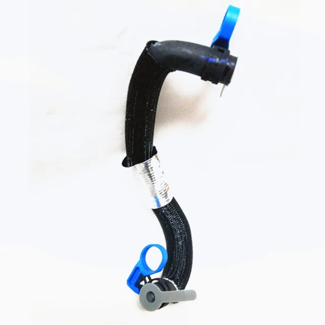 Oil Cooler Filter Housing Water Pipe 1341K3 for Citroen