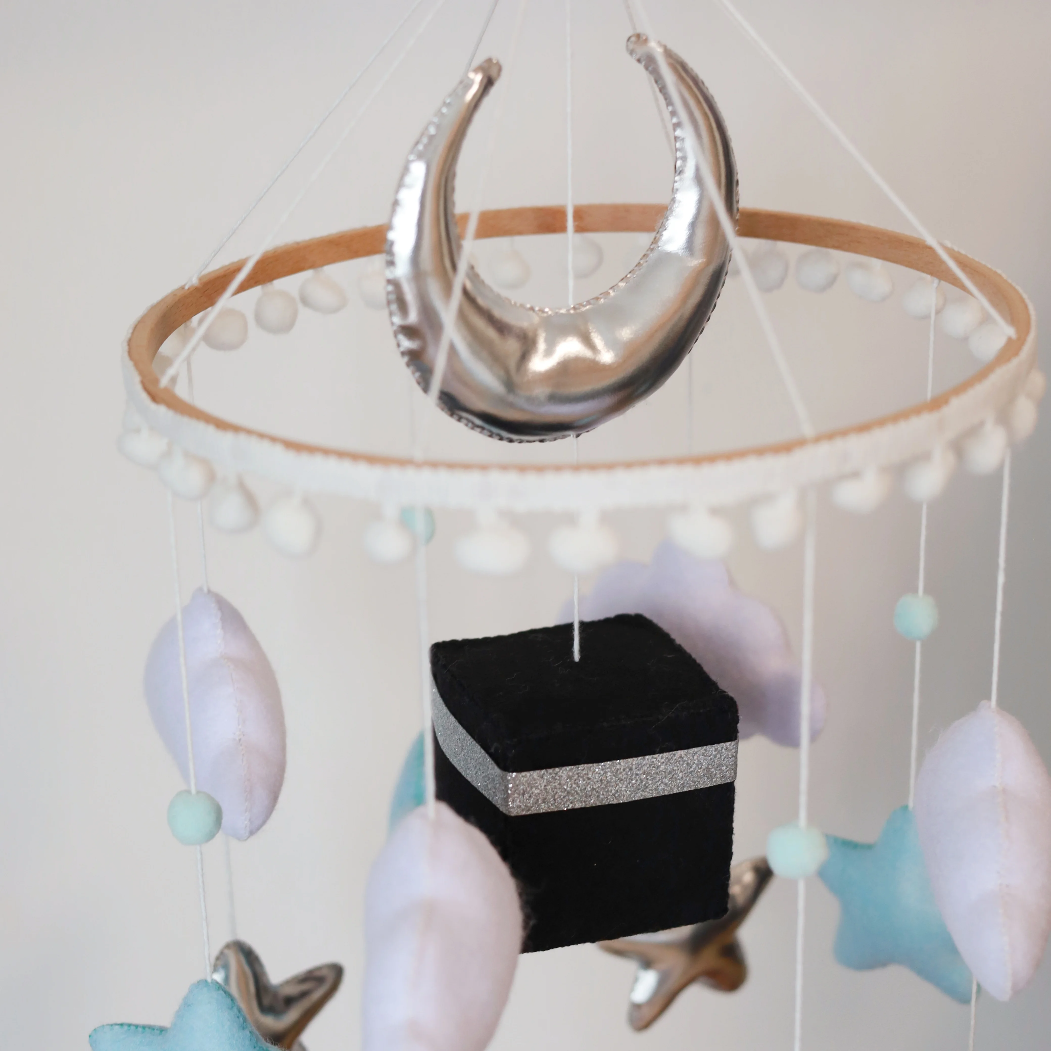 High Quality Children Blue Islamic Product Muslim Kaaba Gift Felt Quran Cube Hanging Toys Baby Accessories Cot Mobile with Music
