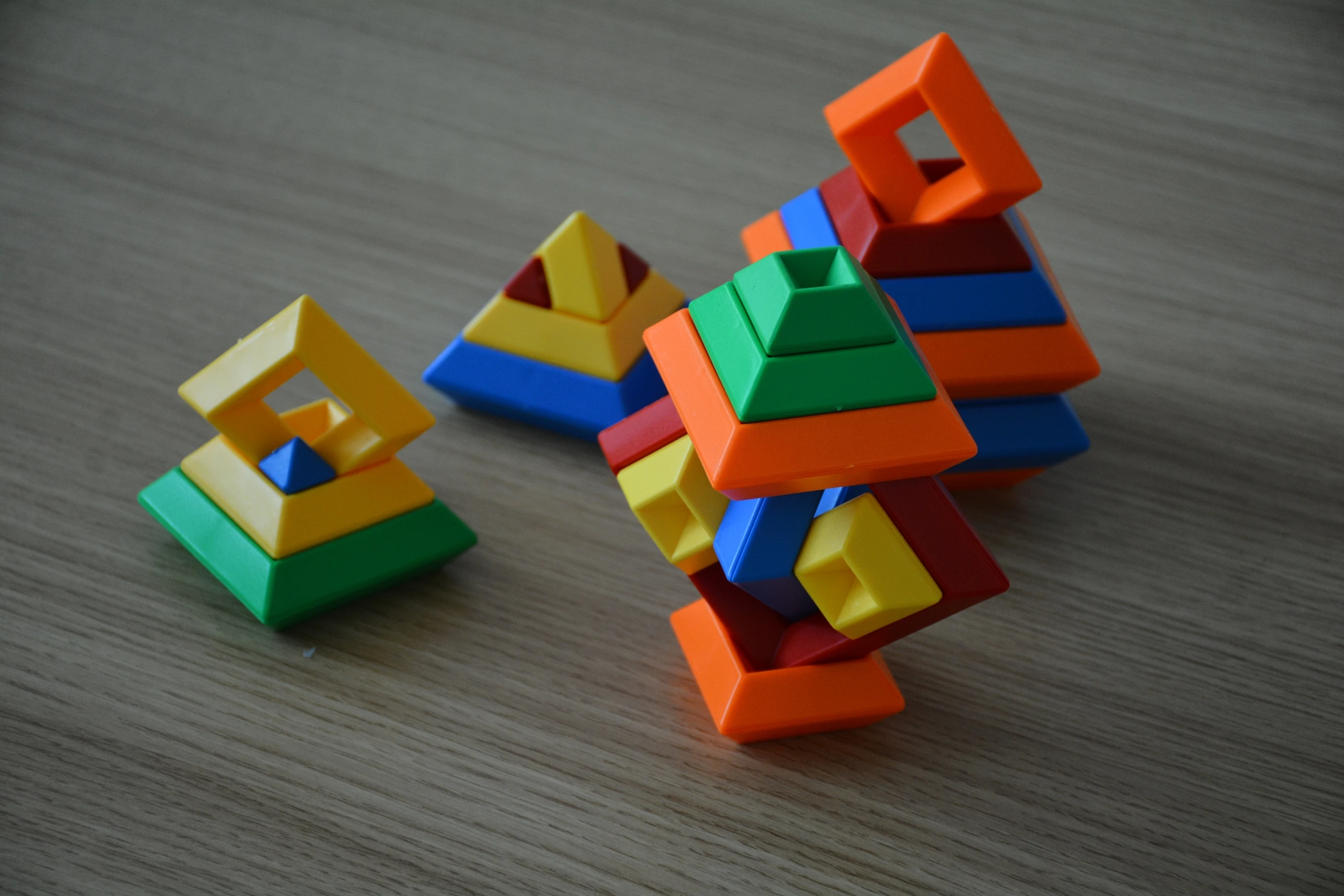 POTENTIAL Factory Custom Plastic Multiple Size Building Toy Widget Develop  Children Construction