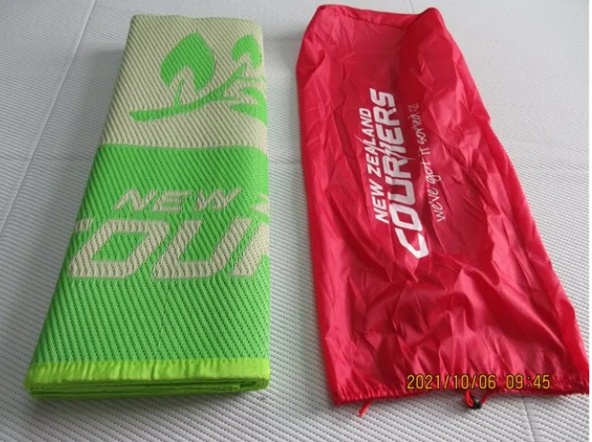 PP Waterproof Portable Beach Mat for Summer Use Picnic Camping & RV-Durable Outdoor Floor Mat