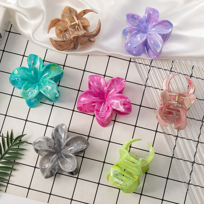 ルオヤンファッションアクリルフラワーヘアクロークリップ 4cm