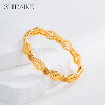 Elegant Open Design 24K Gold Plated Zircon Brass Fashion Charm Bracelet Custom Option Available for Ladies Wholesale