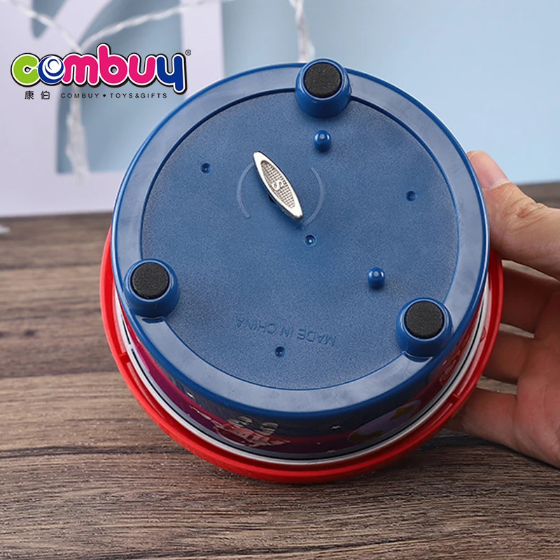 宇宙シーンシミュレーション宇宙飛行士タンブル回転おもちゃ子供