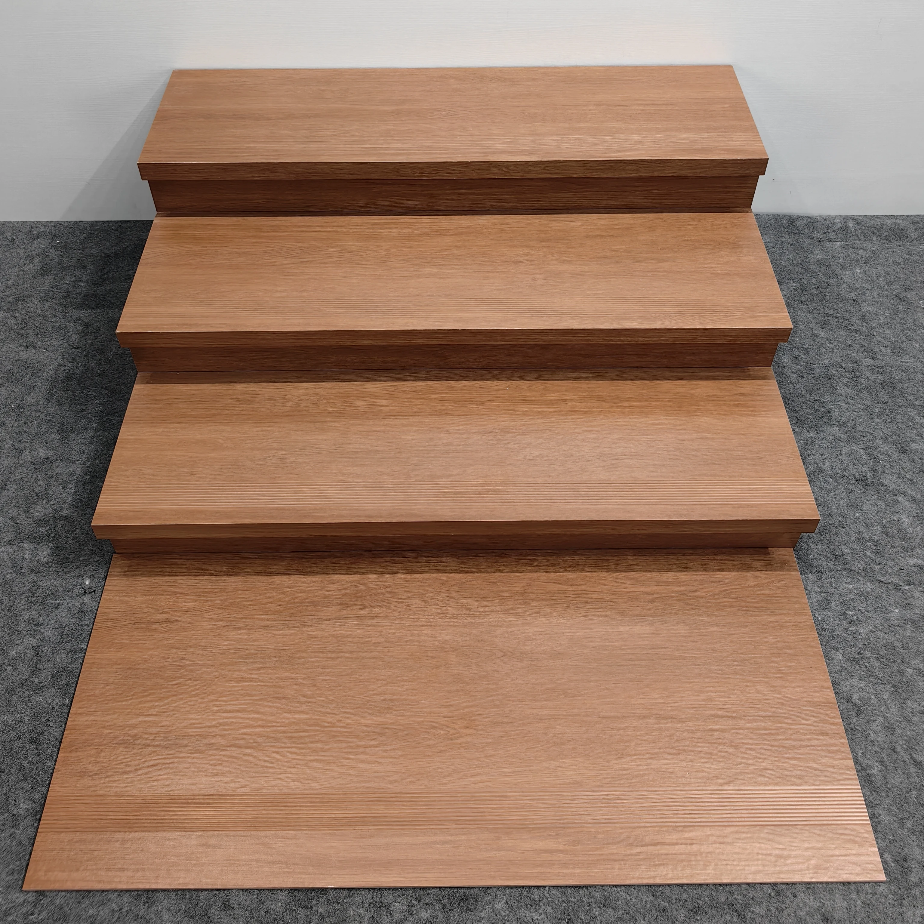 Wooden Look Porcelain Stair Tiles Anti-Slip Durable