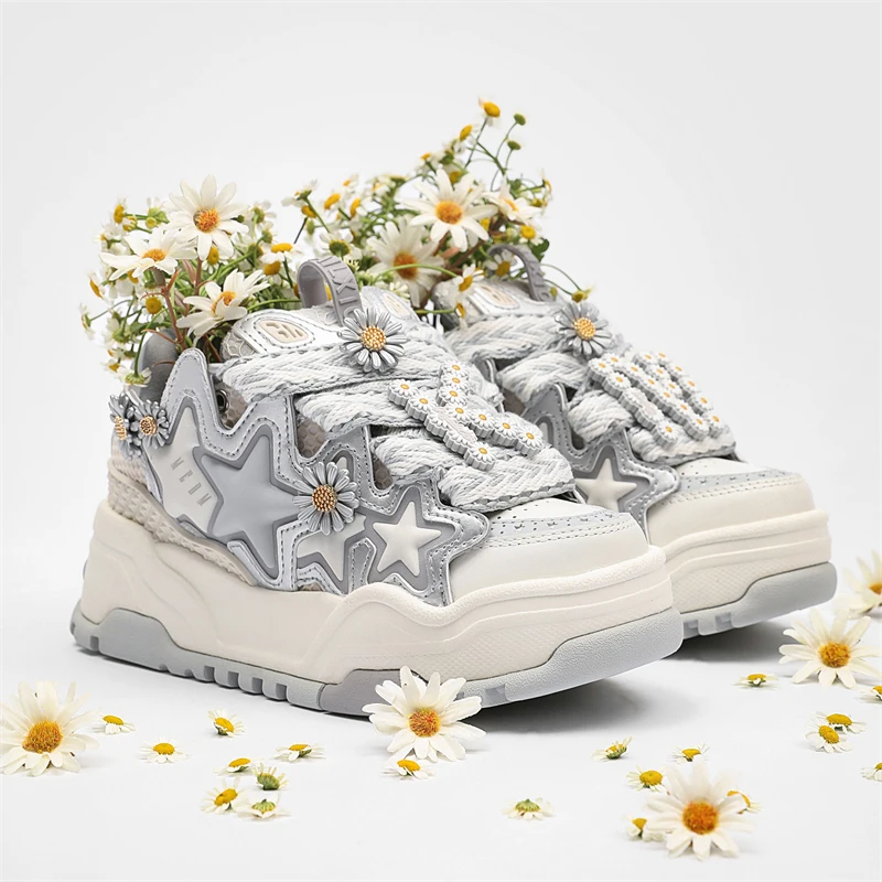 Free Shipping Factory Custom Brand Logo Men Sneakers Autumn Winter Block Daisy Star Bread Shoes Thick Soles Women Flat Sneakers
