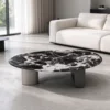 Marbre noir avec veines blanches