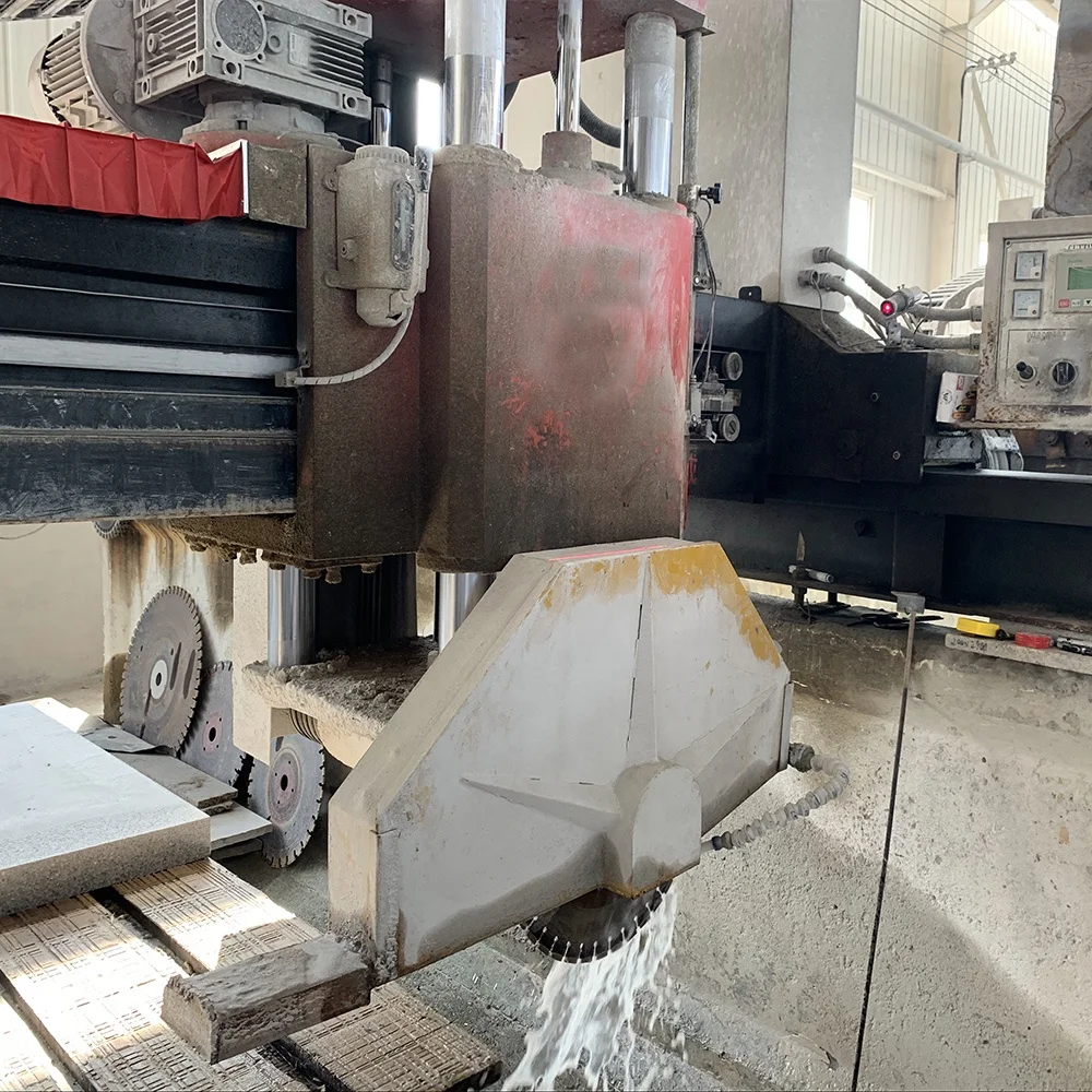 
Многопроводная рельсовая пила, Гранитная мостовая пила, наклонный стол, мокрый 