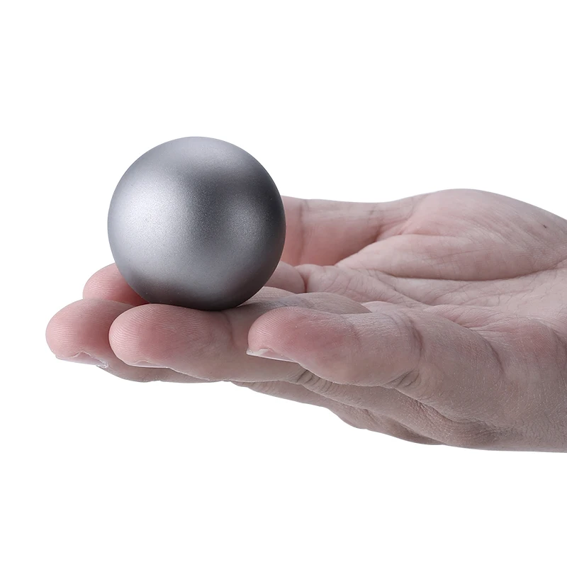 ラウンドウイスキー石ボール形状再利用可能チタンアイスキューブゴルフ