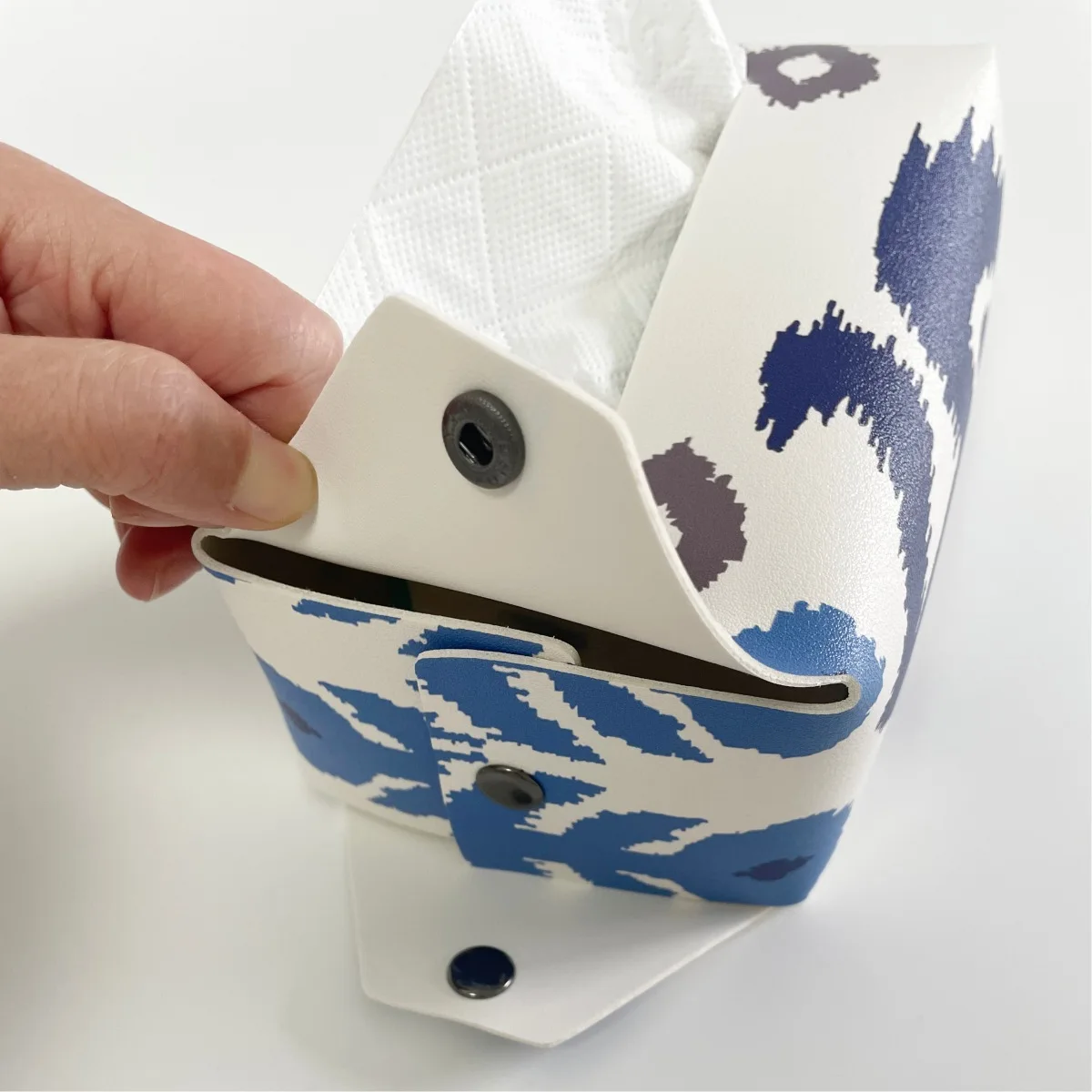 Bohemian Creative Leather Tissue Box Square PP Waterproof Napkin/Bar Toilet Paper Holder for Living Room Car Tissue Boxes
