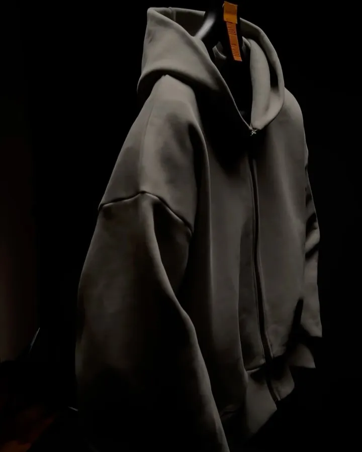 Yingling 700gsm Zip up Baggy Hoodie - Eco-Friendly & Stylish