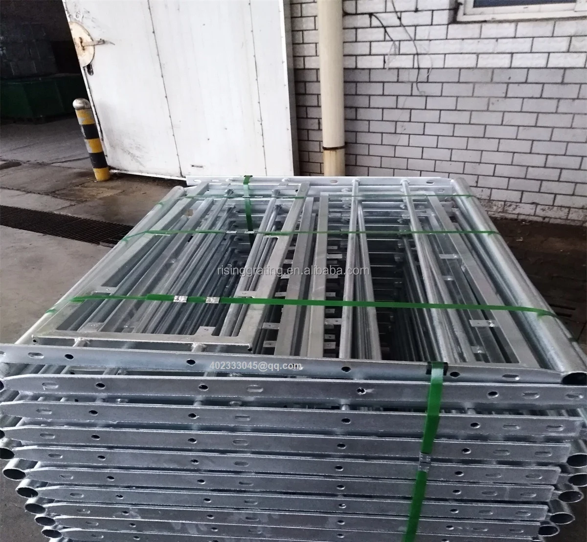 Galvanized Metal Stainless Steel Pipe Stair Railing Aluminium Guardrail ...