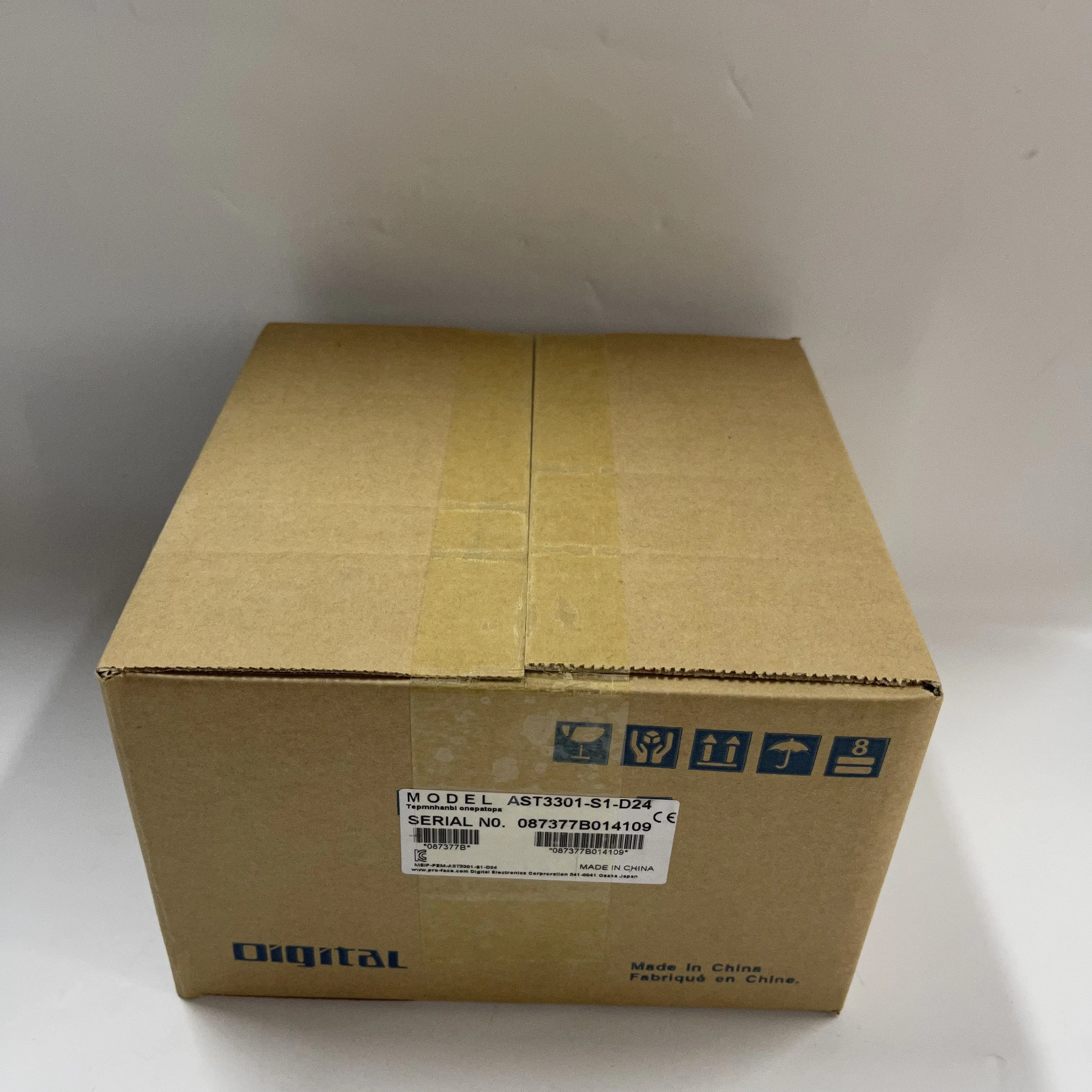 Pro-face HMI Touch Screen AST3301-S1-D24