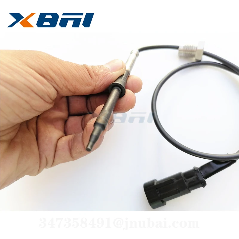 263 YUK510さん専用 WG1034121033 Sinotruk A7 T7H SCR Urea Tank Exhaust Sensor