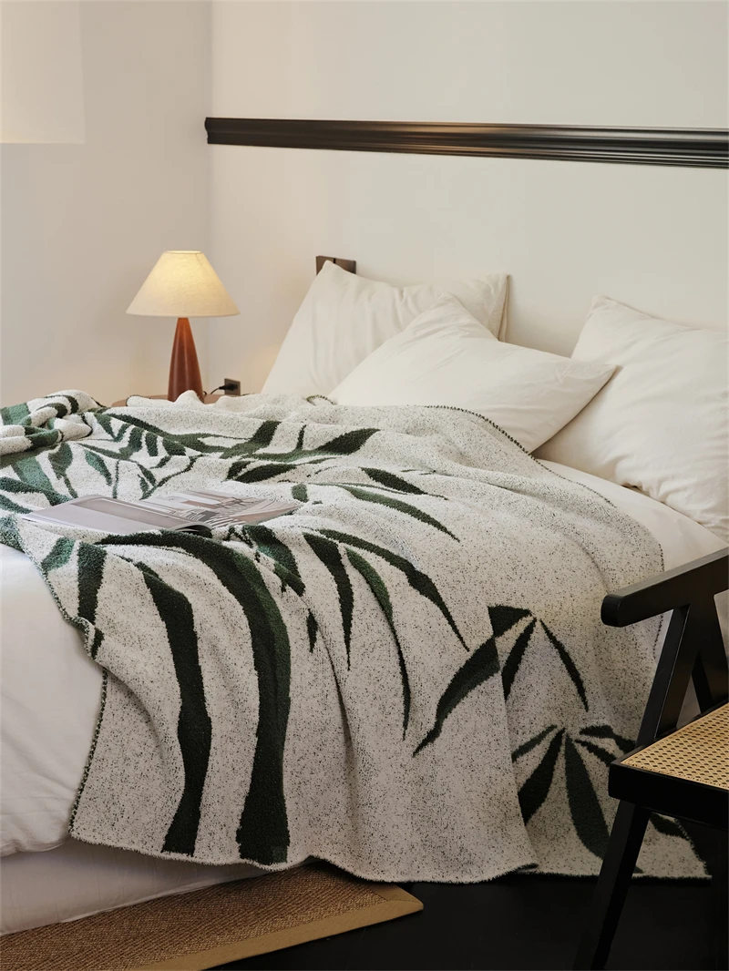 2024 New Product Soft and Comfortable Knitted Blanket with Retro Style qz supplier