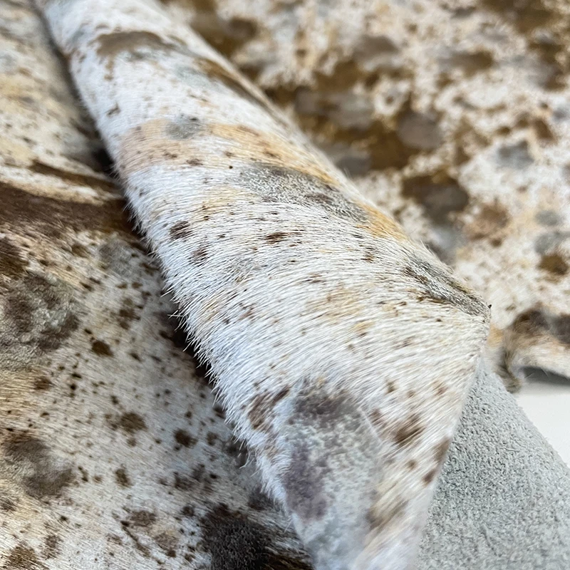 Wholesale Hair On Natural Spotted Cowhide Fur For Upholstery And