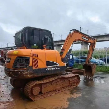 Used Doosan DX60 excavator, Doosan DX75 DX80 DX60 DX55 excavator, Doosan mini excavator with dozer blade hot sale