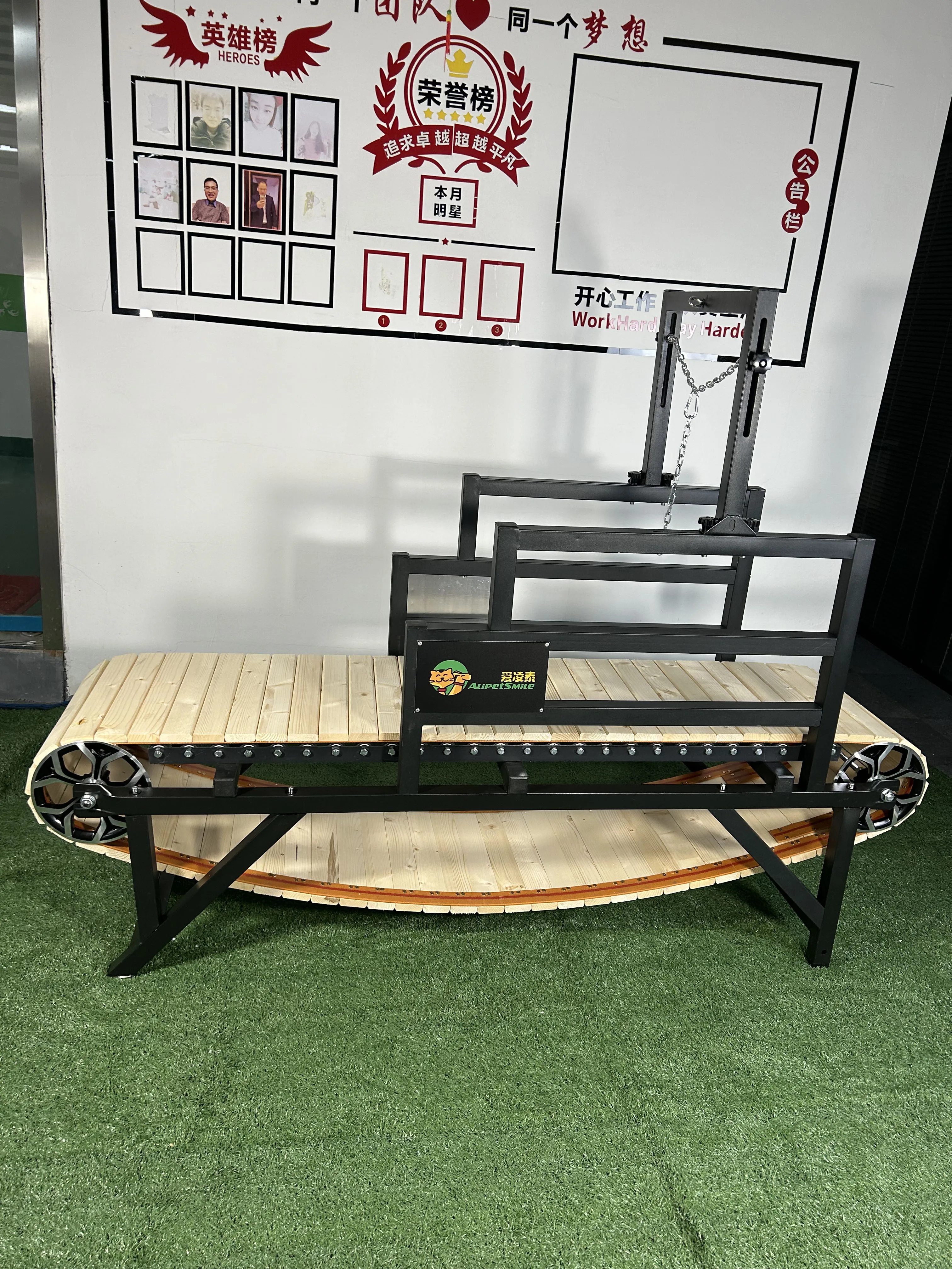 2023 New Style Slatmill for Dogs Wooden Manual Dog Treadmill Machine Large
