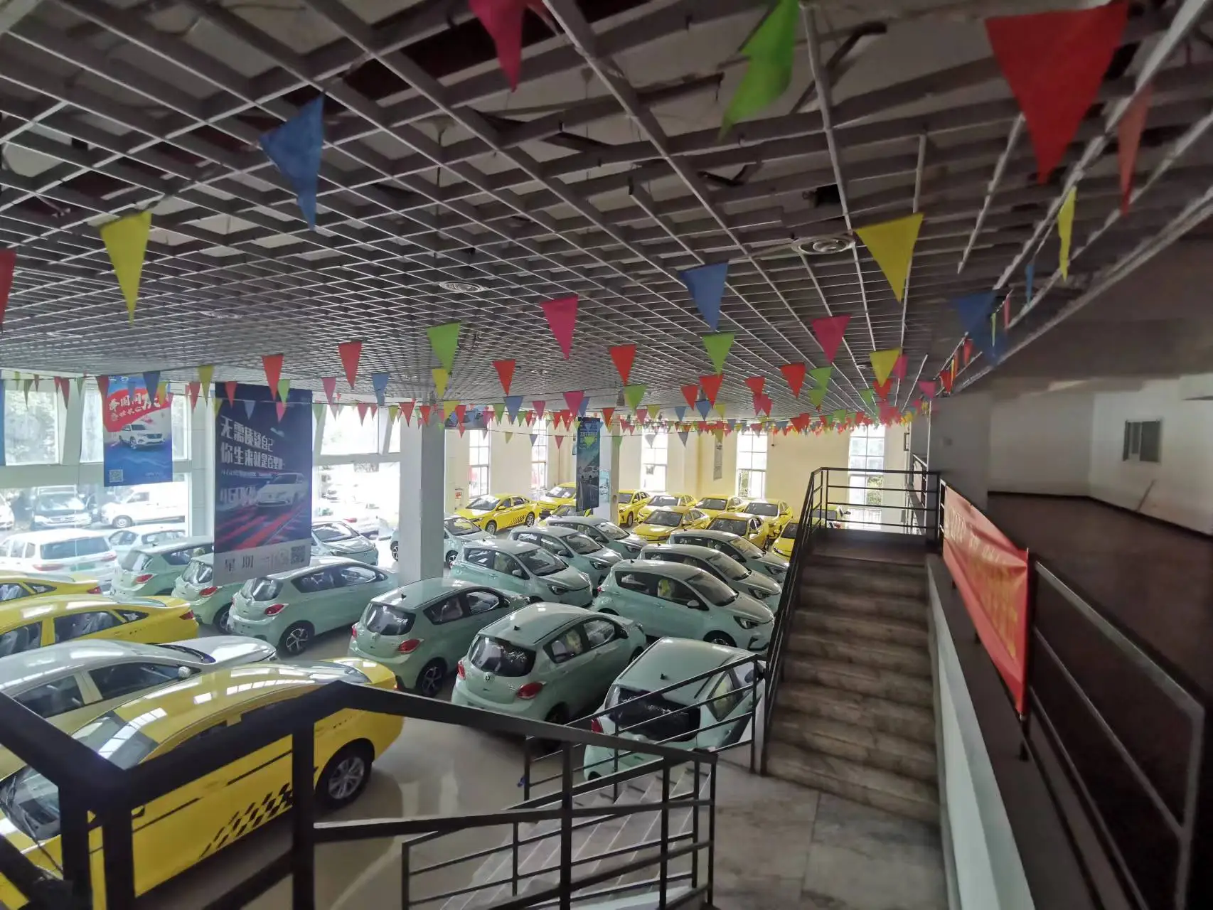 Used Car For Sale Auto Import Changan A600 Electric Car For Sale In