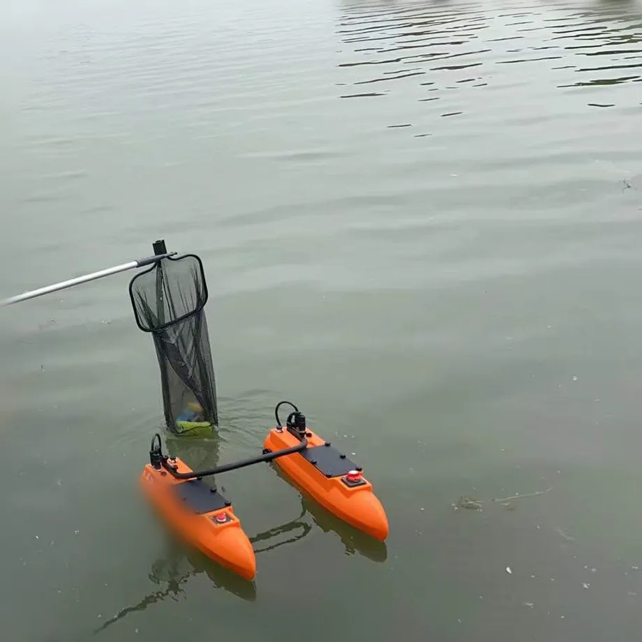 Đứng trên thanh bar Kayak Trải nghiệm mới lạ đầy thú vị!