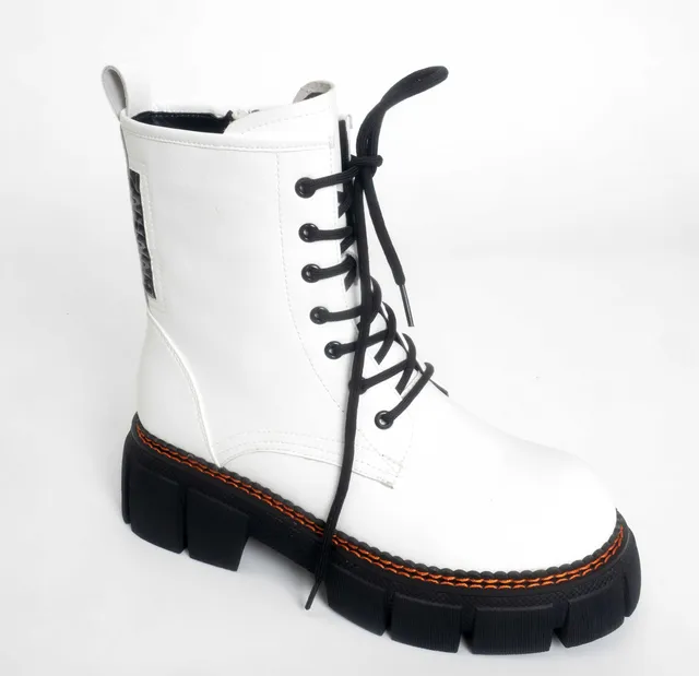 YZY wholesale OEM Women White PU Lace-up Ankle Martin Boots