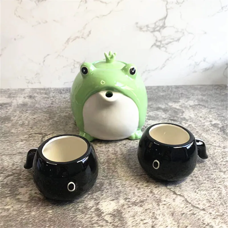 Drop Shipping Cute Green Ceramic Picnic Chinese Tea Pot Set Beautiful Frog Tea Pot Set  of Tea Cup and Pot for Child Friend Gift