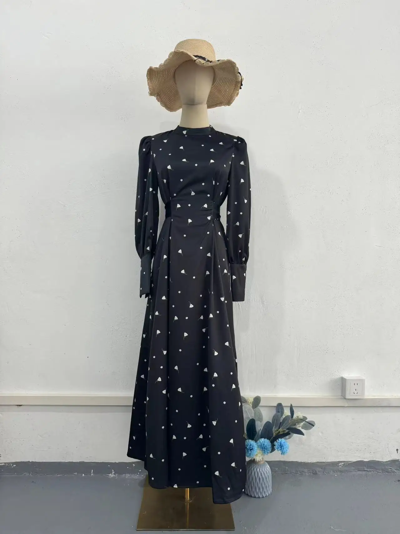 Gentle Loose Lace-up Floral Satin Dress Dress