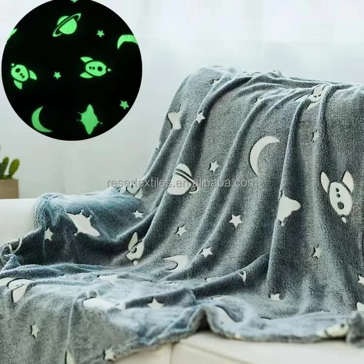 100% Polyester Super Soft Knitted Flannel Glow-in-the-Dark Festival Star Personalized Character Throw Blanket Kids Four Seasons