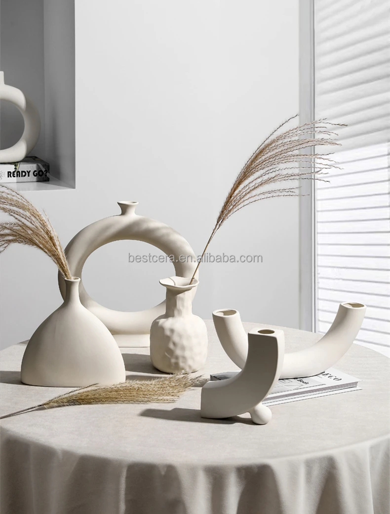 Nordic donut vase high-quality tabletop vase ins flower arrangement ivory white ceramic vase for home decor