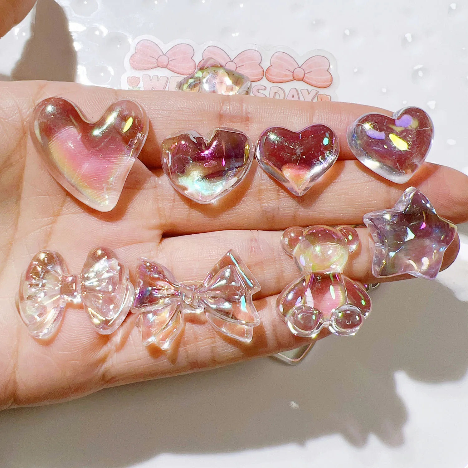 New Design Resin Miniature Resin Heart Shape Resin Pendant Wholesale Diy  Phone Case Charms Flat Back Charms for Decoration