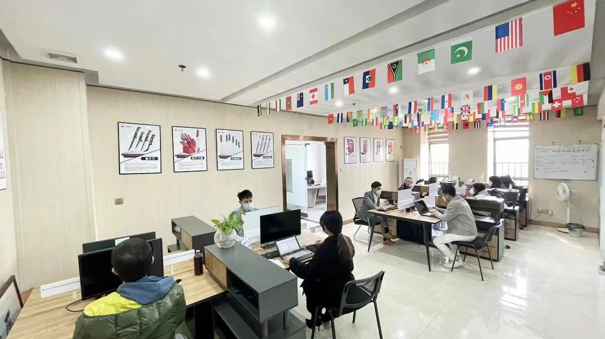 Yangjiang Yieryi Industry & Trade Co., Ltd. 1