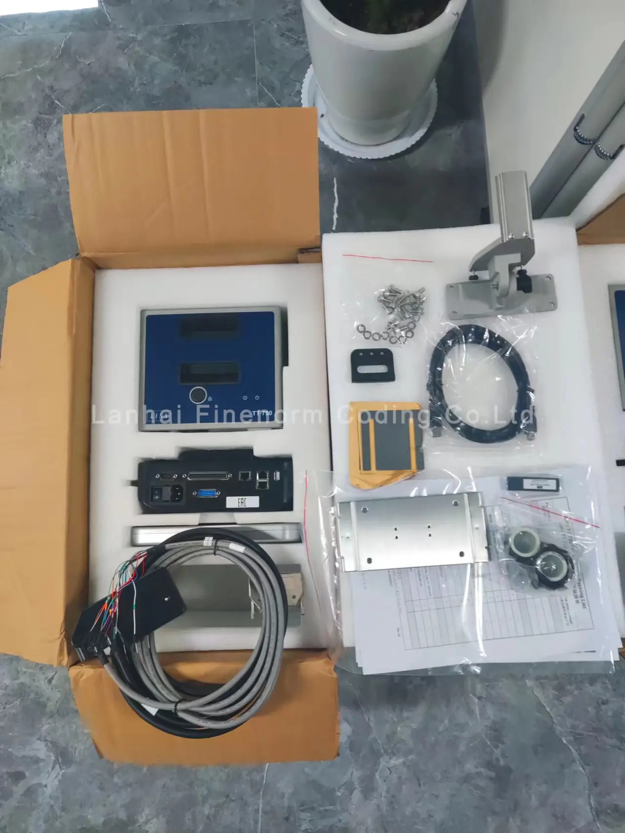 LINX TT 750 32mm  Qr Code Coding Machine TTO Printer Thermal Transfer  Overprinter for Packaging Machine
