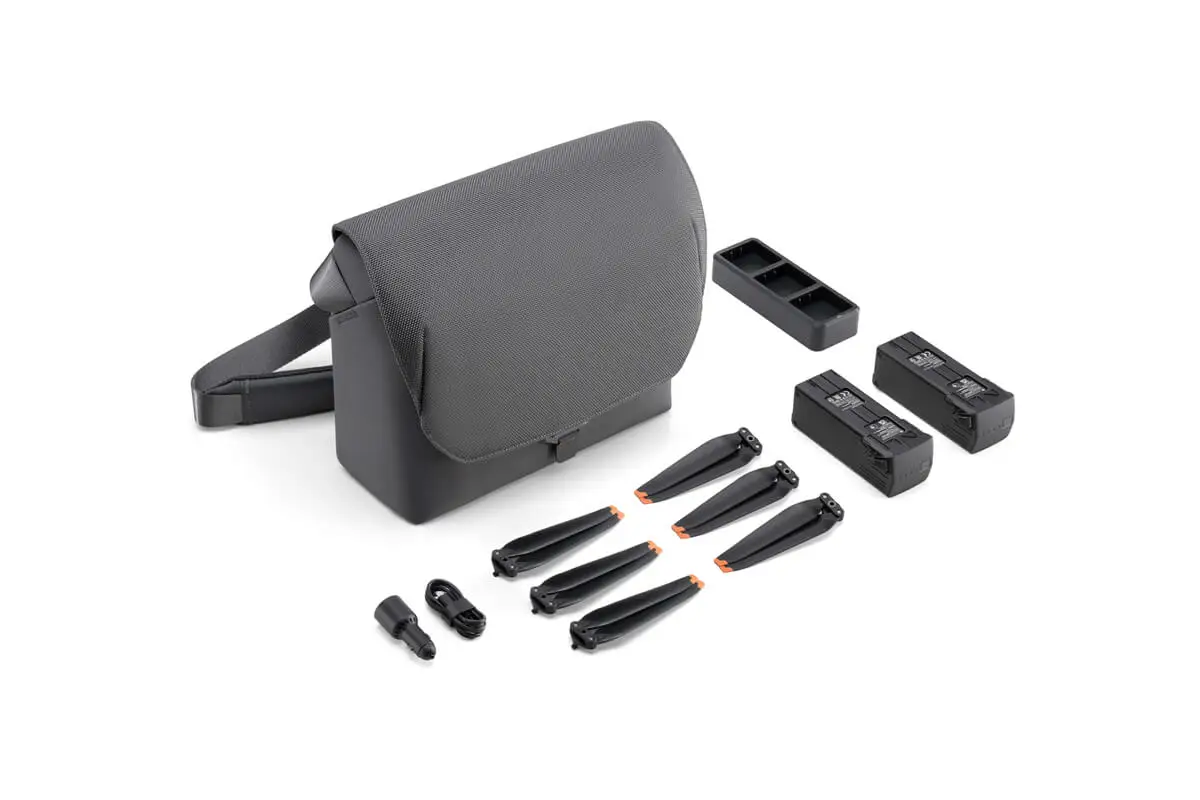 【機体登録済】MAVIC3 flymore セット Amazon.co.jp: DJI Mavic 3 Fly Moreコンボ ドローン リモートID