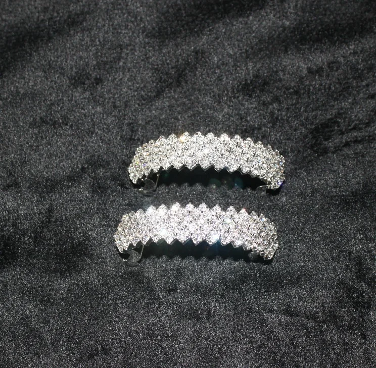Бесплатная индивидуальная Серебряная эластичная заколка для волос со стразами