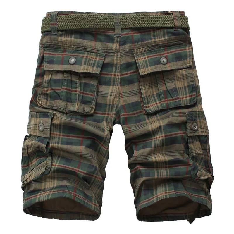 New European and American men's cargo shorts sport pants five-cent multi-pocket plaid shorts for men4_voghion.com