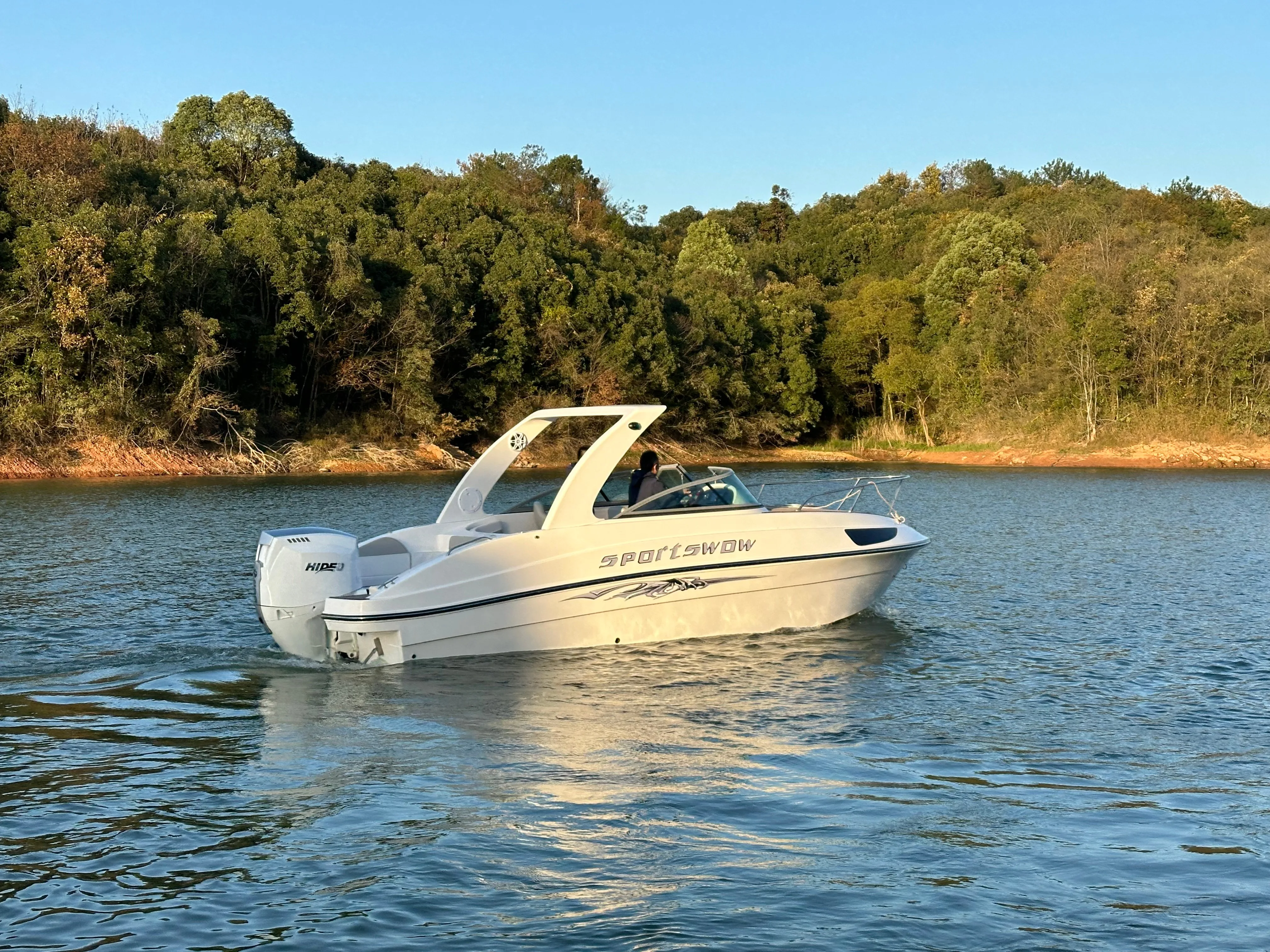 7.3m Fiberglass Mini Yacht - Versatile Water Sport Boat