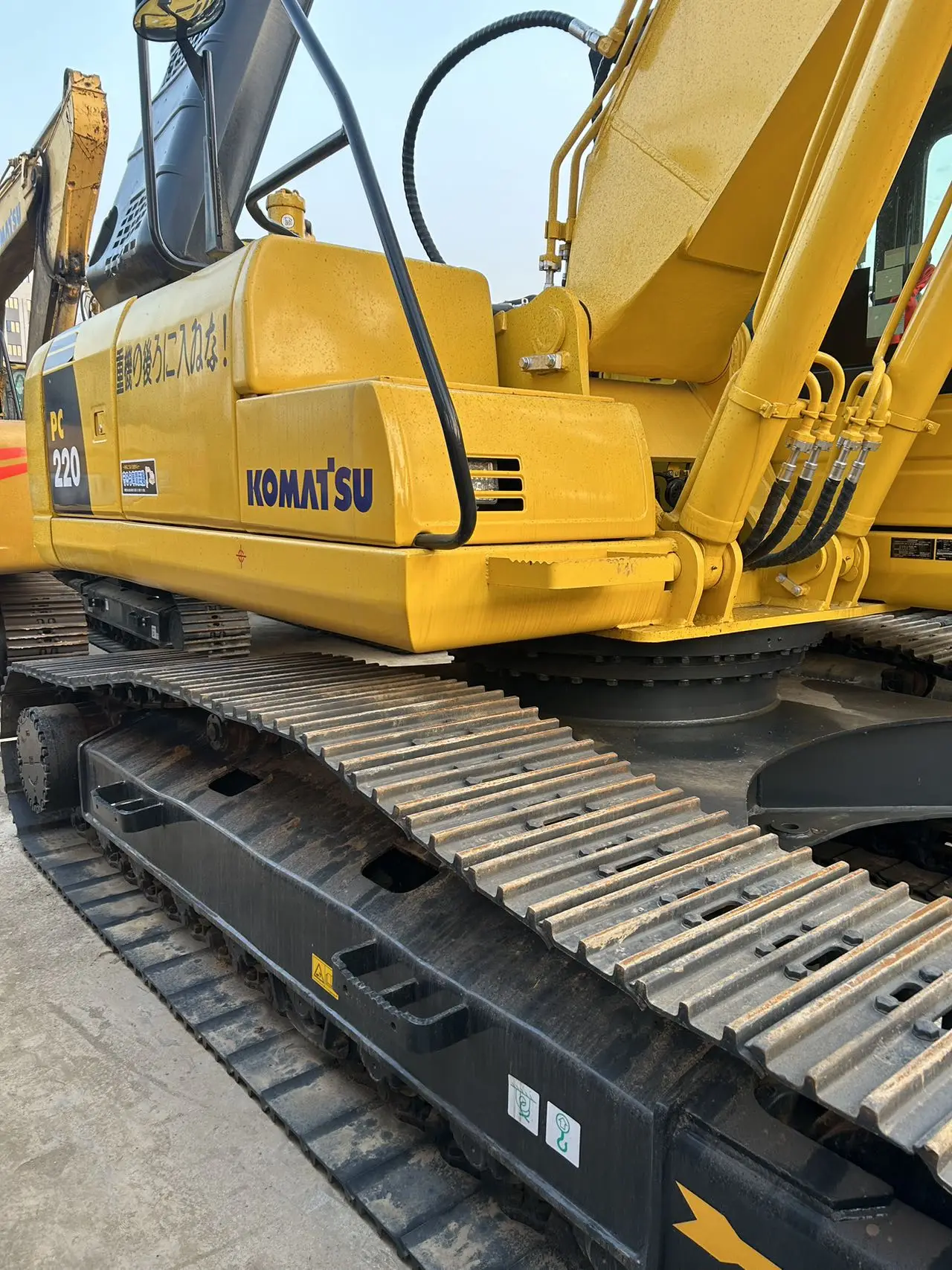 Construction Pc200 8 Crawler Komatsu Pc200 8 Excavator Used Excavator Buy Crawler Komatsu 1864