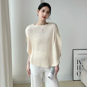 Miyake 2025 Summer Pleated Bat Sleeve T-Shirt Solid Color Diagonal Loose Casual with Round Neck Vintage Breathable Top