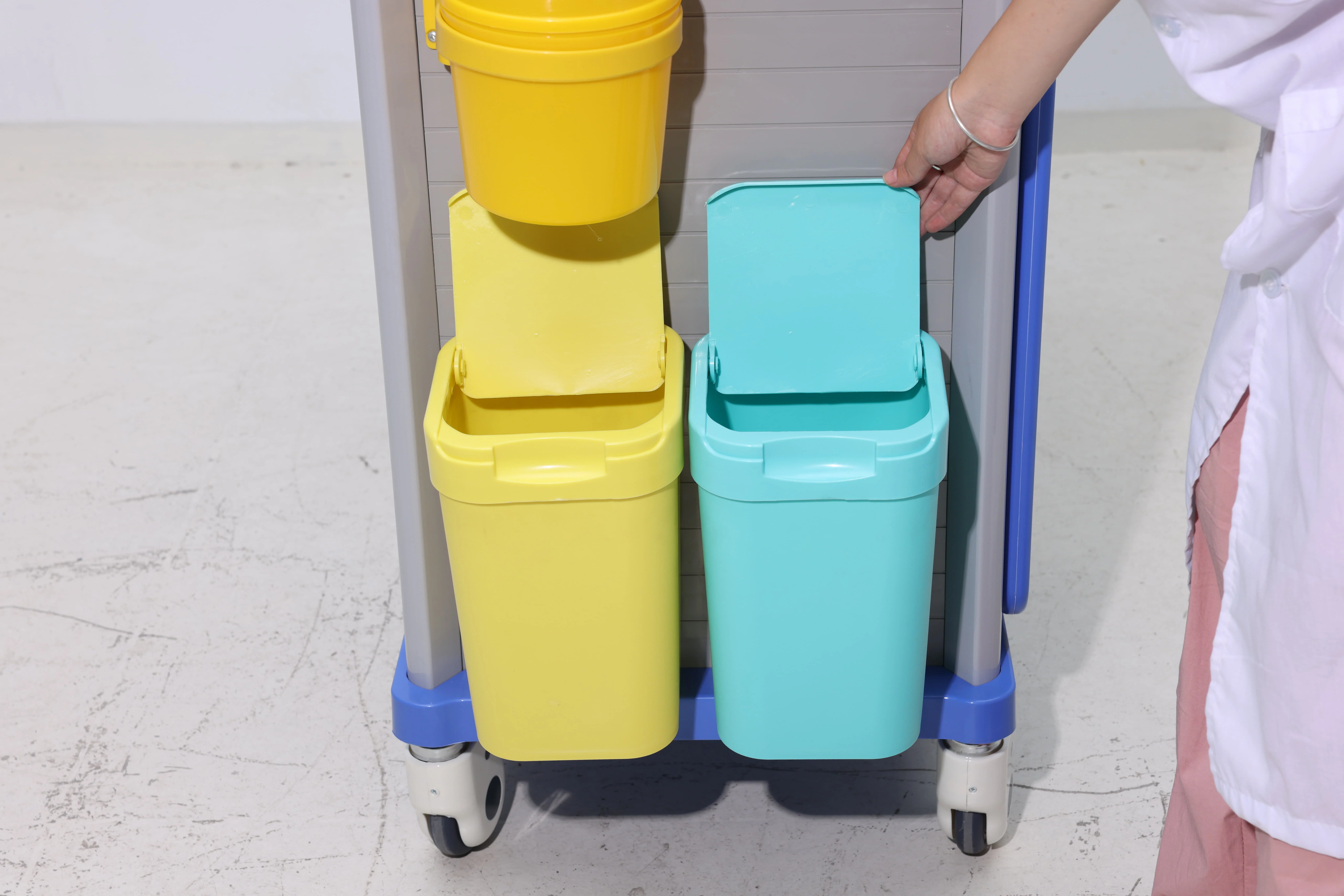 SWAT Grade Modern Medical Evacuation Cart Hospital Living Room Use Low-Profile Impact-Resistant Surface Rapid-Access 3