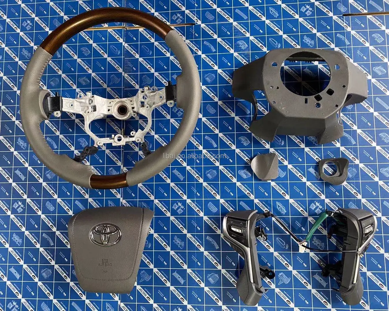 Maictop Car Accessories Car Steering Wheel Beige Black Wooden Pattern