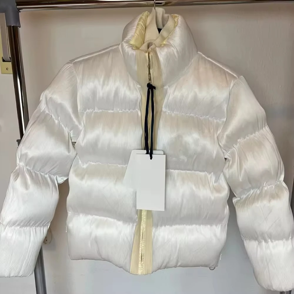 Custom Winter Casual Loose Oversized Warm Softshell Down Bubble Puffer Jacket Reflective Puffer Men Duck Down Coat gallery 2