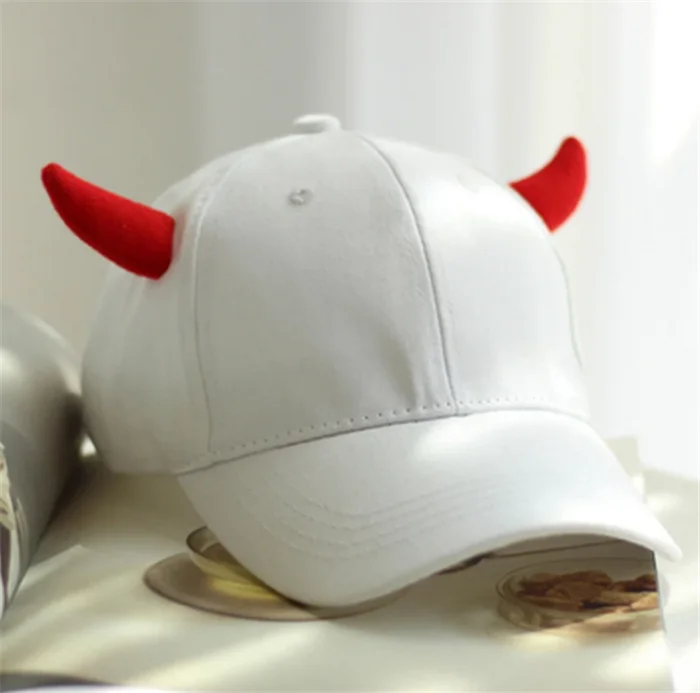 S8042 Men Women Custom Embroidery Logo Devil Ox Horn Hat