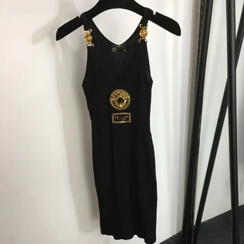 Summer new famous Medusa sequins gold thread embroidery portrait gold buckle knitted sling dress