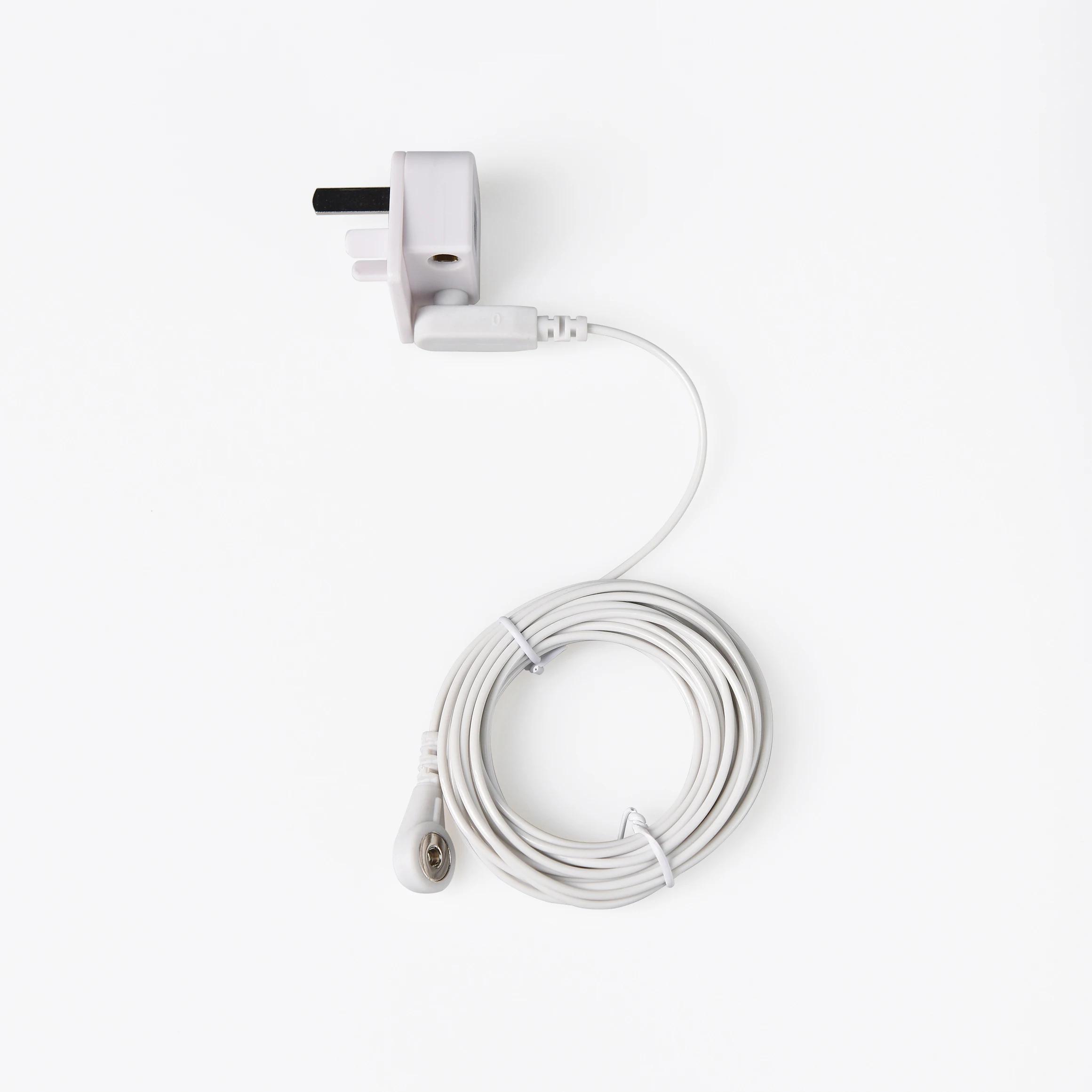 Maxsharer Factory Electronic Earthing Grounding Plug for Mat and Cord Using Uk Universal Adapter 2 Connector Plug